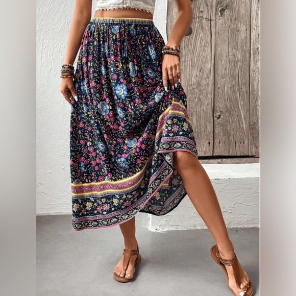 Blue Boho Floral Print Skirt - Picture 2 of 6